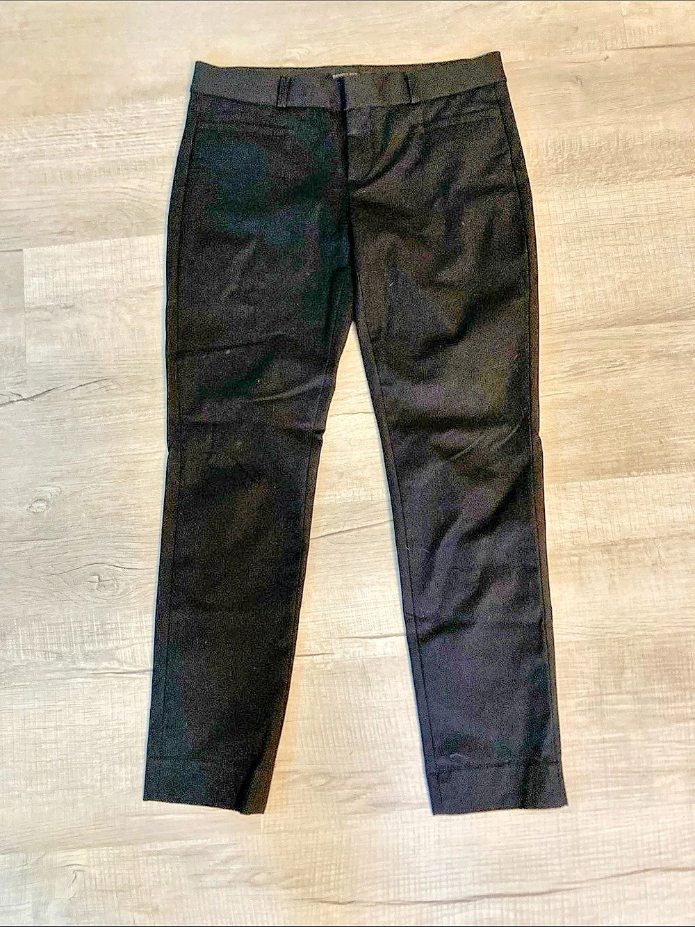 Banana Republic Straight Leg Pants - Sloan. Size 2 Like New